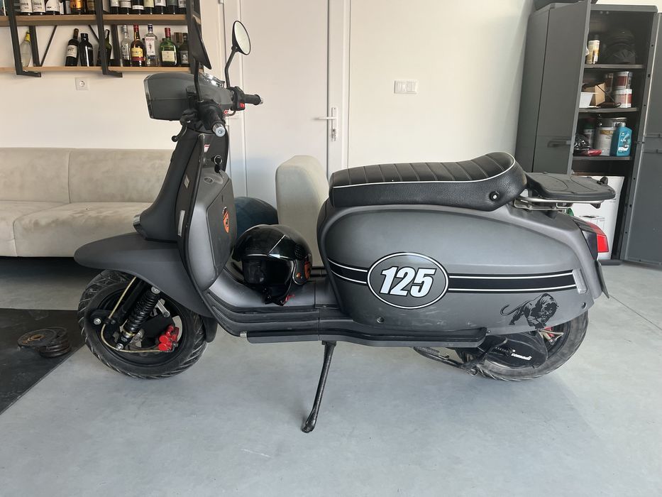 Moto scomandi 125