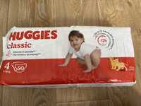 Продам подгузники Huggies classic 4