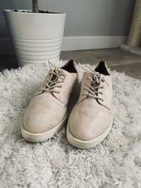 Buty Bershka 38 pudrowe