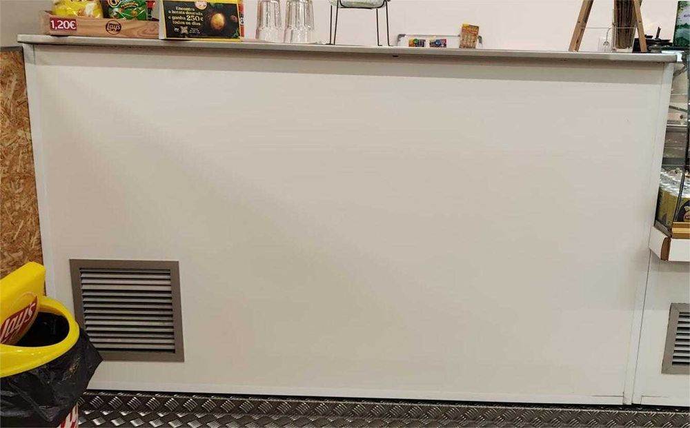Balcão de inox com frio de 2 portas