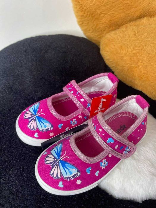 tenisówki dla dziewczynki 20r marka apawwa