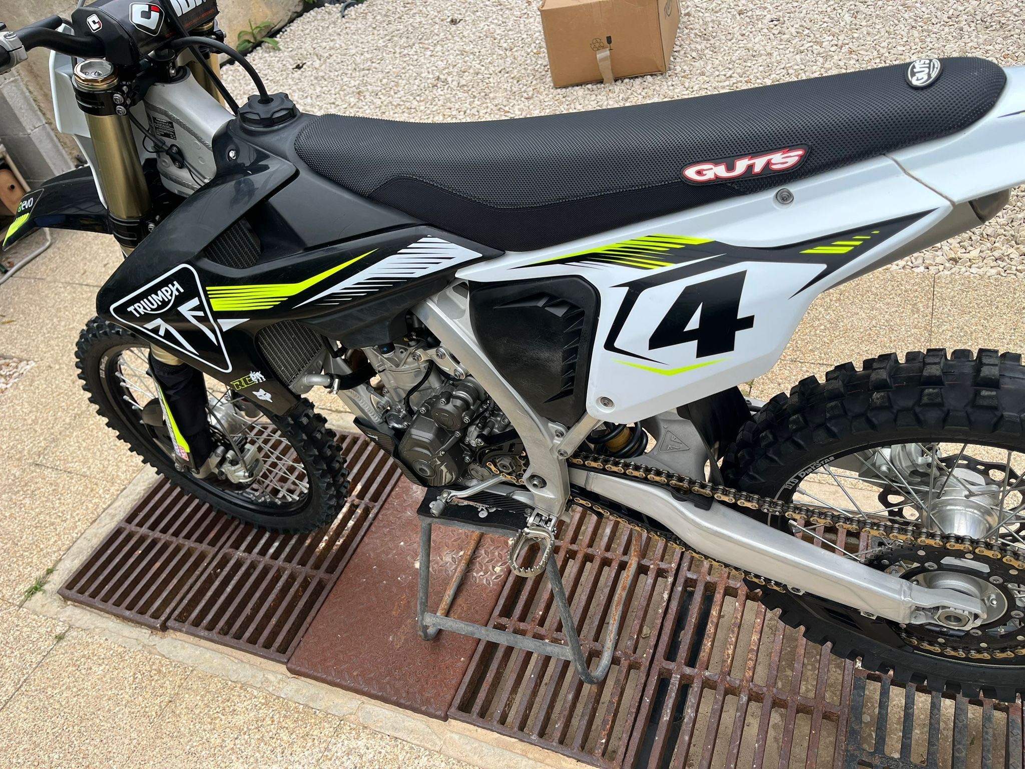 Triumph TF 450cc RC