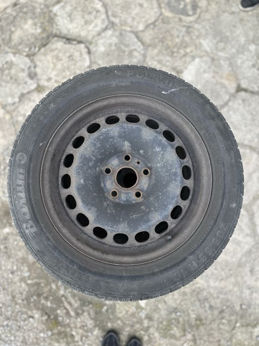 Opony zimowe z felgami stalowymi 16 cali