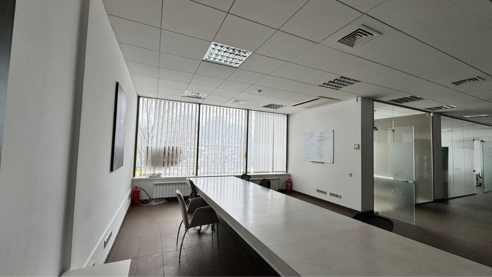 Оренда приміщеня 235 кв.м, вул.Саперно-Слобідська,будинок 22