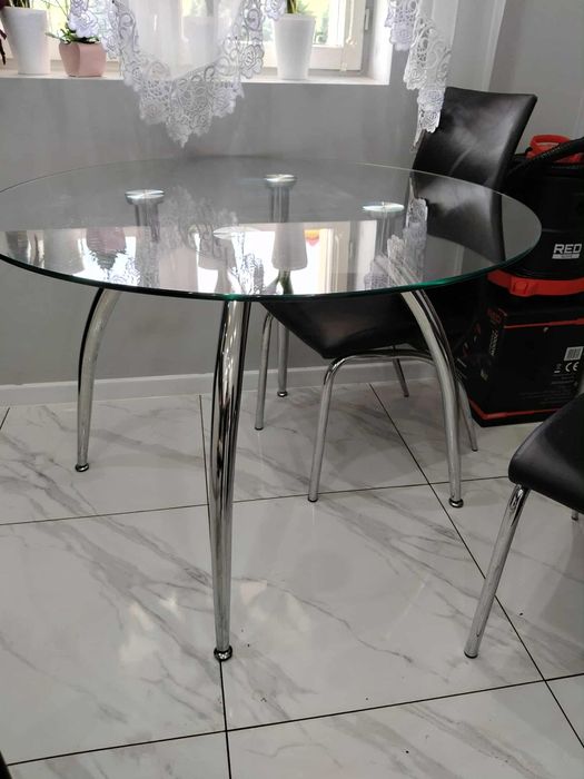 Sprzedam szklany stół
