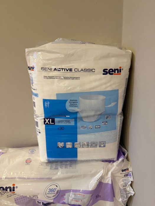 Pampersy Seni Super Plus rozmiar M 140 sztuk plus piekuchomajtki