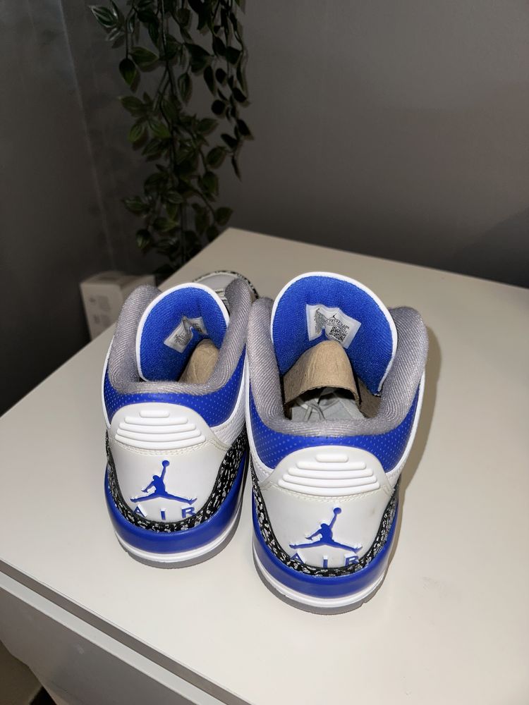 Air Jordan 3 Retro Racer Blue