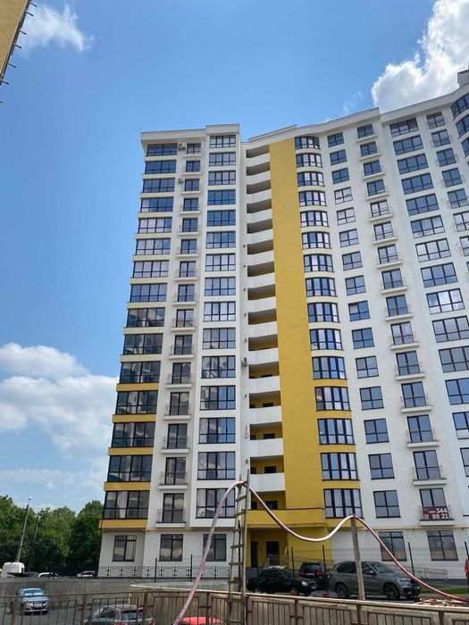 Продаж двокімнатної квартири під чистову обробку