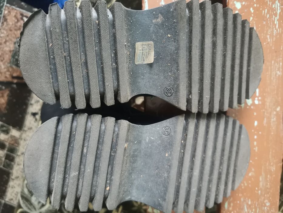 Зимні сапоги - ботинки