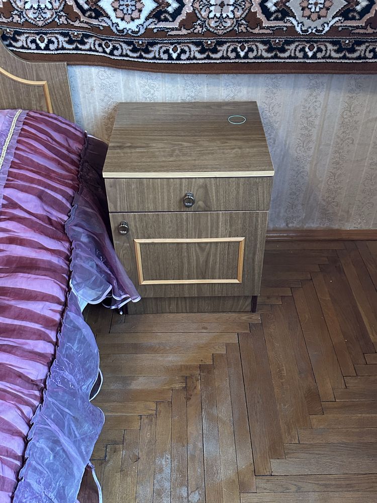Продам   спальню