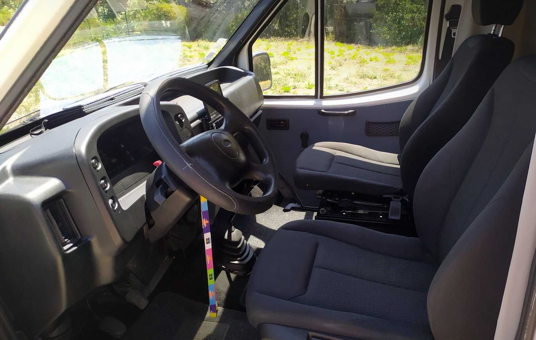 Campervan - Ford Transit - 4 Dormidas