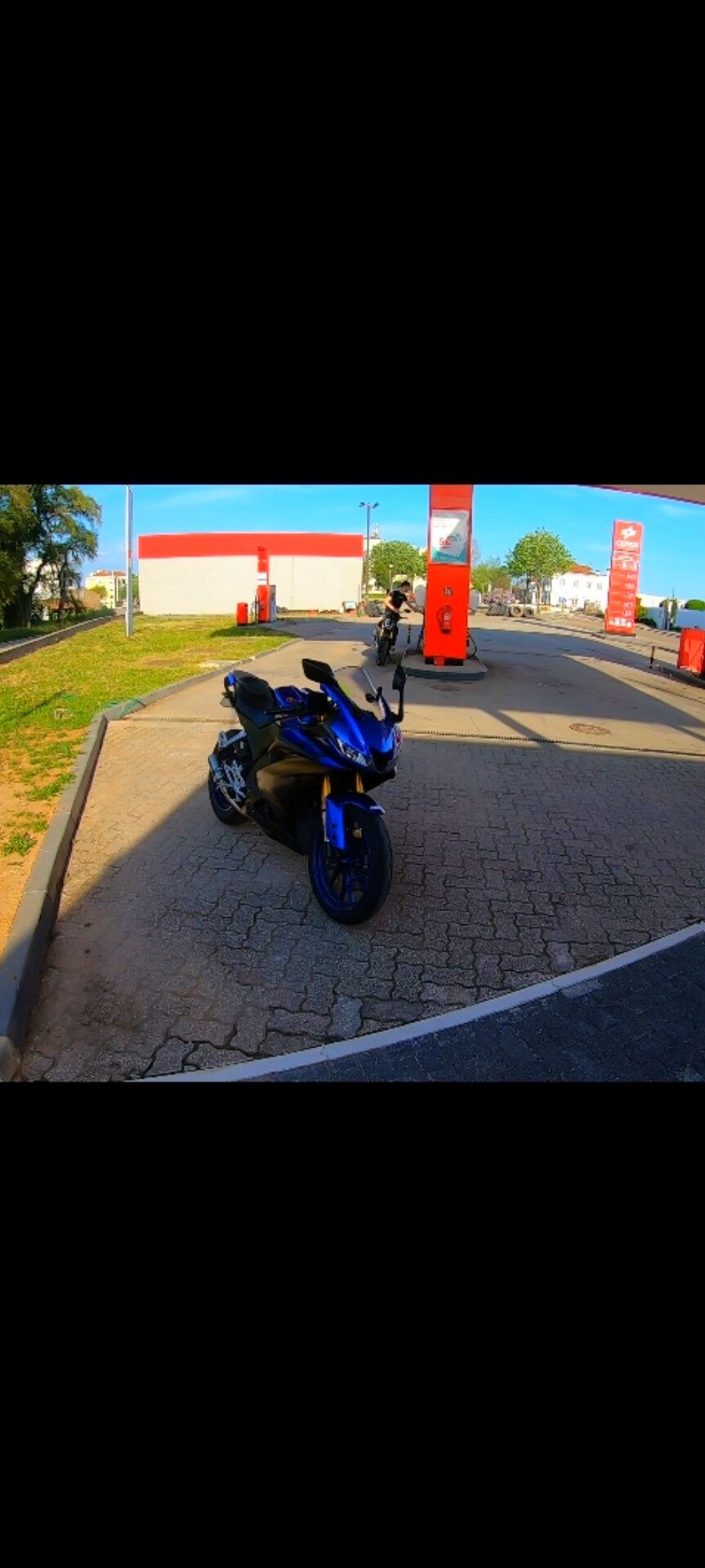 Yamaha yzf r125r 2022