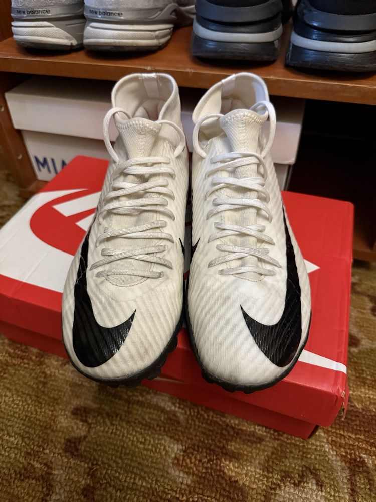 Сороконожки Nike Mercurial