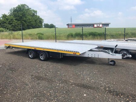 Wynajem przyczepy lawety 4.5m 2700DMC
