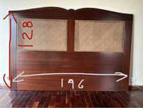 Cabeceira de cama em madeira