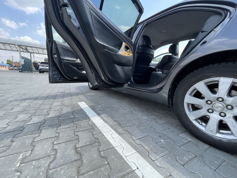Toyota Camry 2.4 офіційна європейка