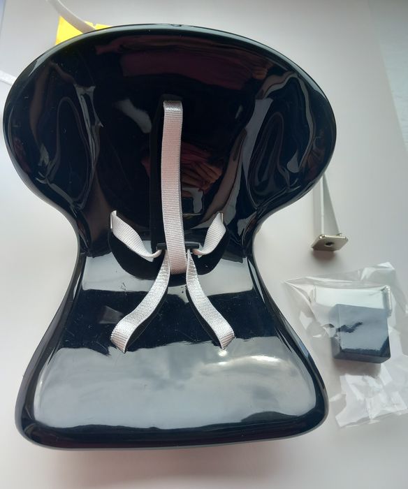 Nowy fotelik samochodowy dla Labubu