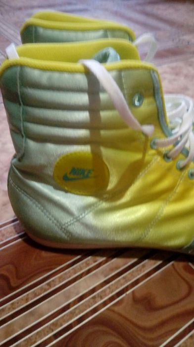 Стильные кеды-полуботинки NIKE