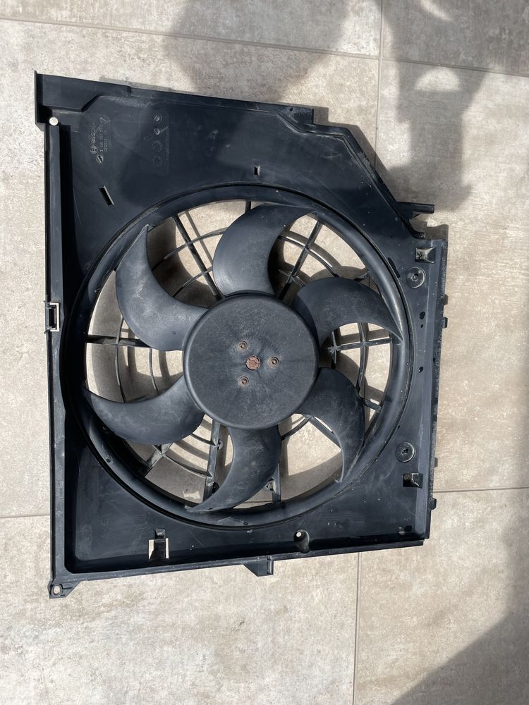 Вентилятор радіатора на BMW E46 N42