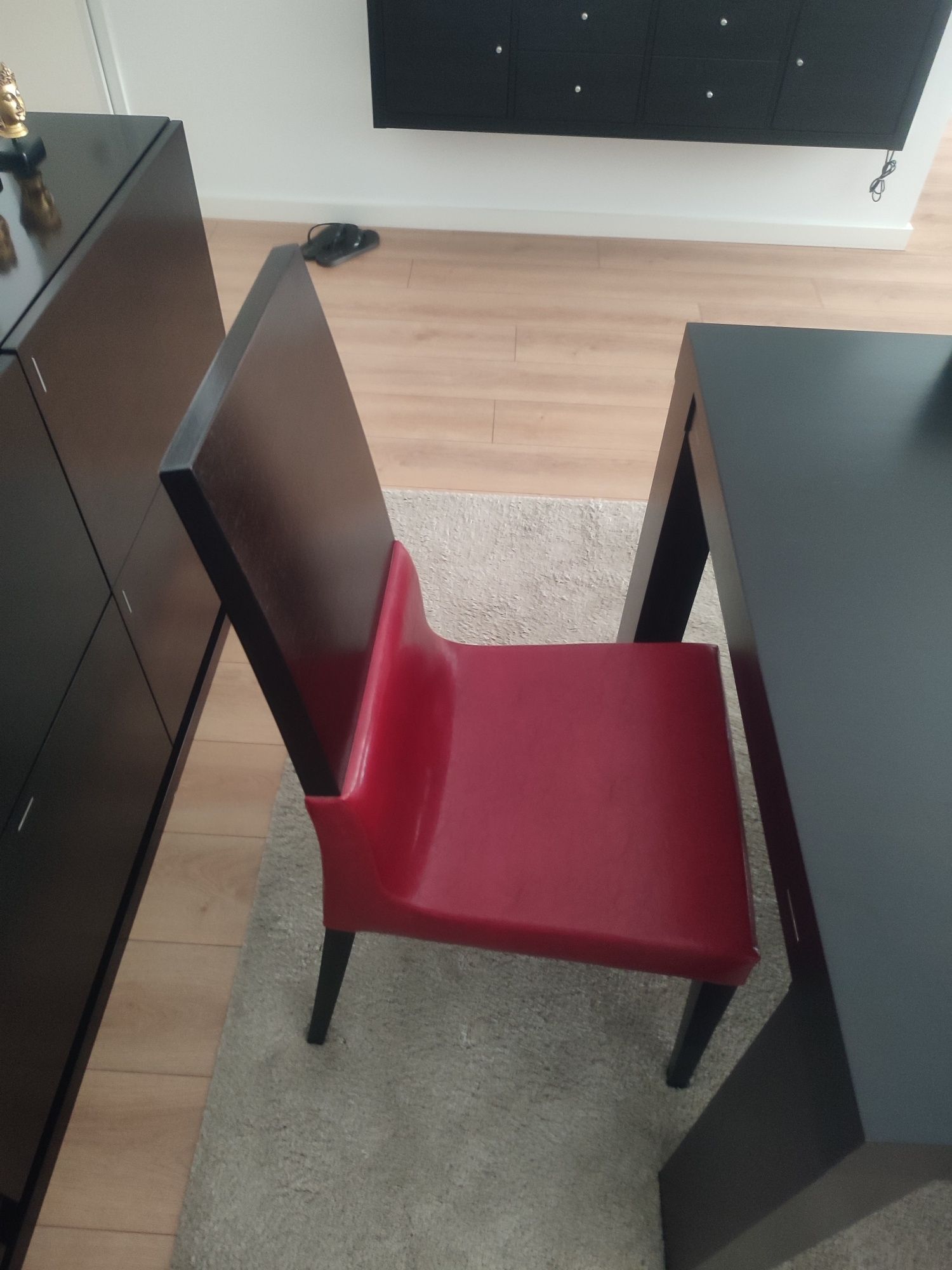Mesa de jantar com 6 cadeiras
