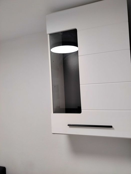 Sprzedam szafkę wisząca