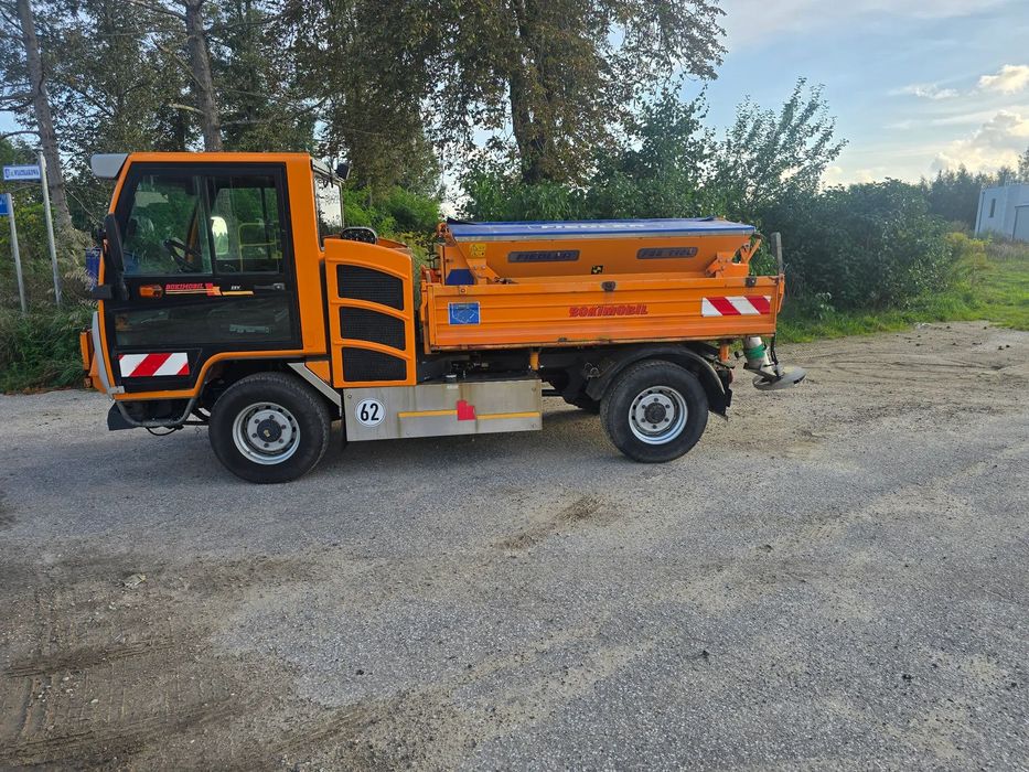 Multicar BokiMobil  Pojazd wielozadaniowy plus solarko-piaskarka Fiedler