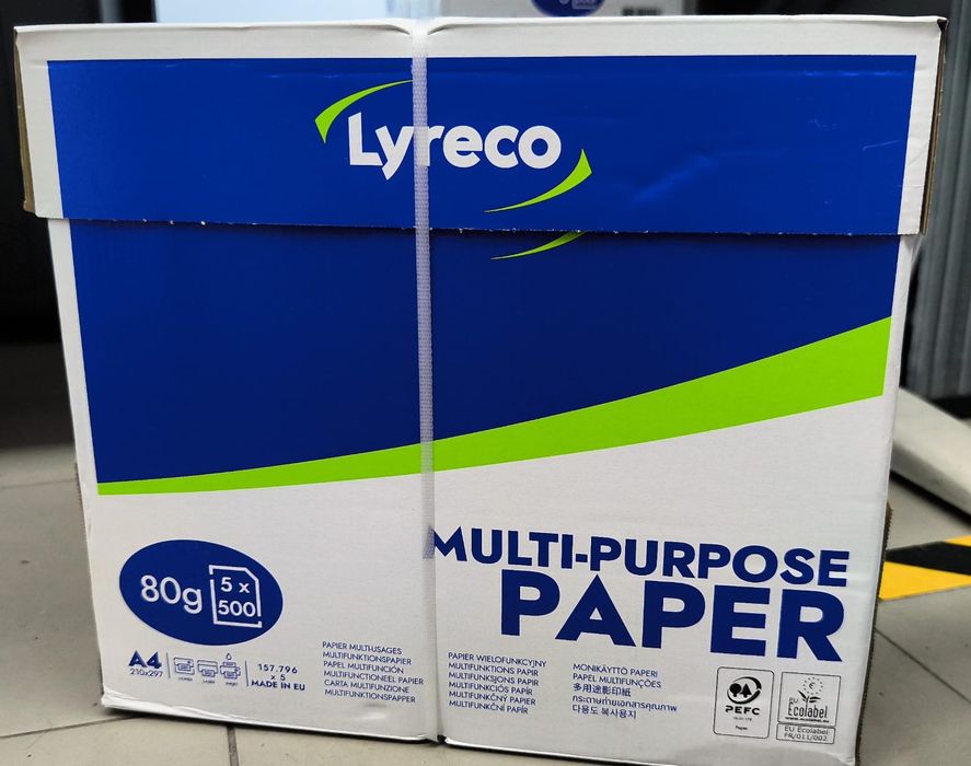Caixa de resmas de papel Lyreco