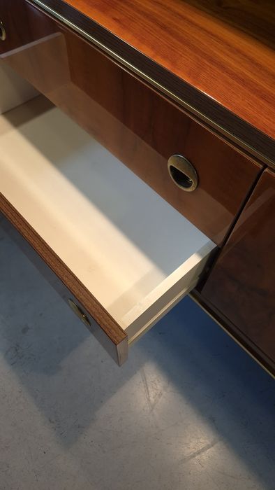 Nr.2201  Elegancki Regał/Kredens w Stylu Mid-Century Modern ( lata 5