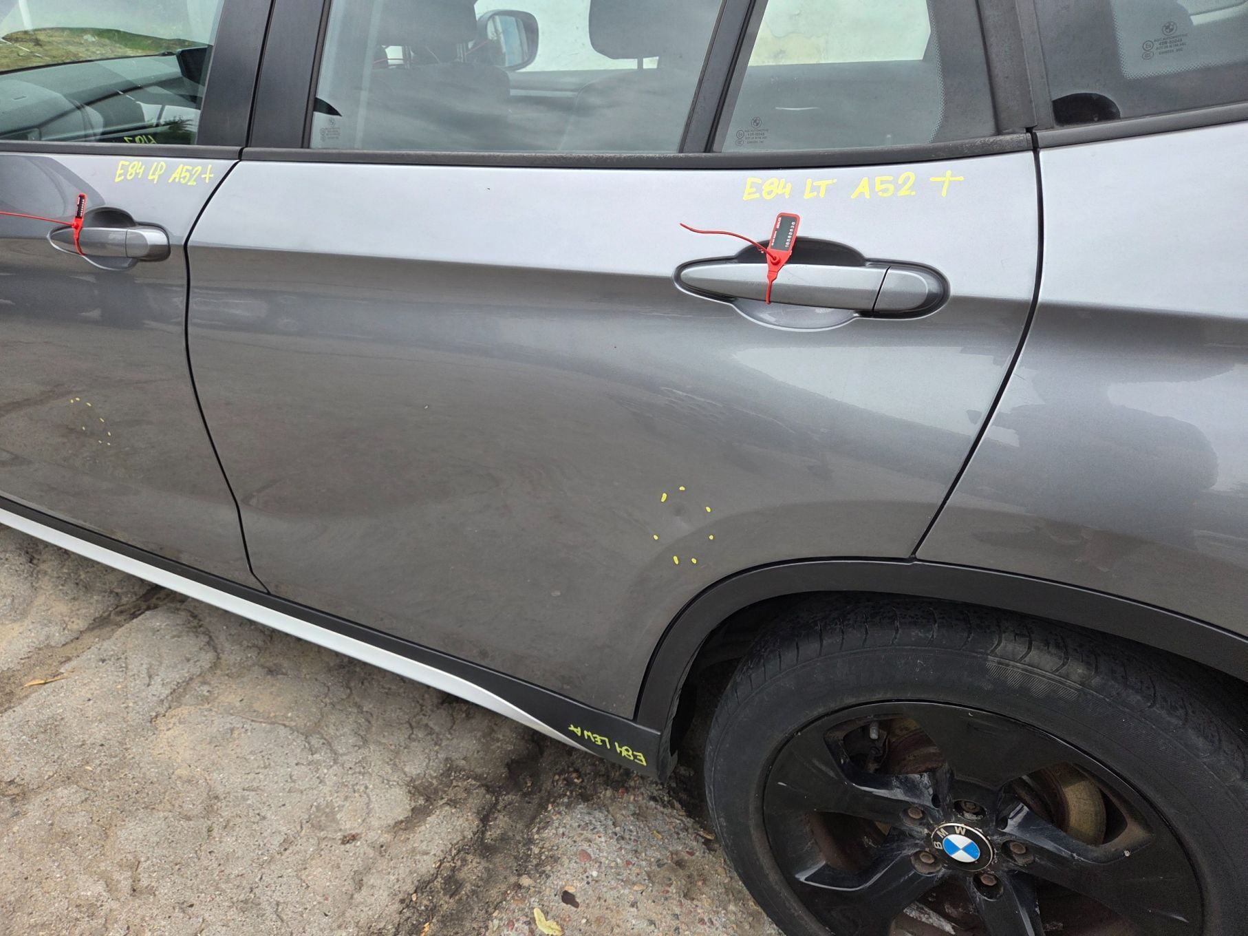 DRZWI LEWE TYLNE BMW X1 E84 A52 SPACEGRAU