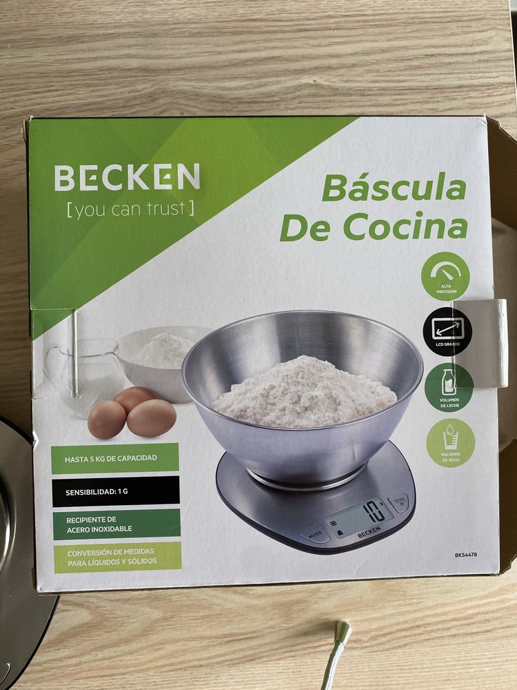 Vendo balança digital de cozinha