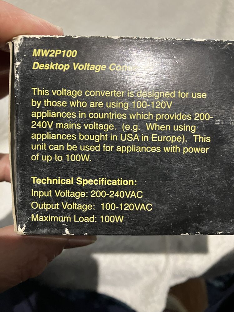 Conversor de energia 110V para 220V de 100W