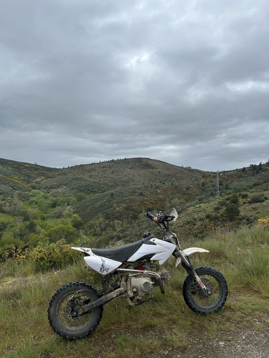 Pit bike 125cc pouco usada