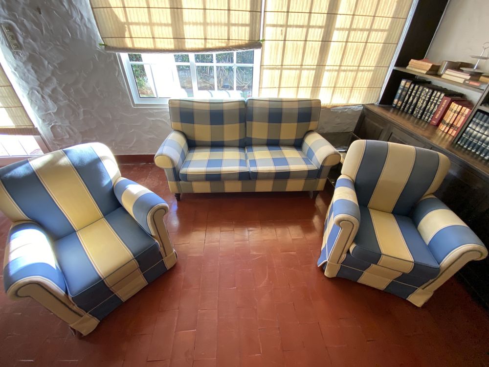 Conjunto de Sofa e Poltronas