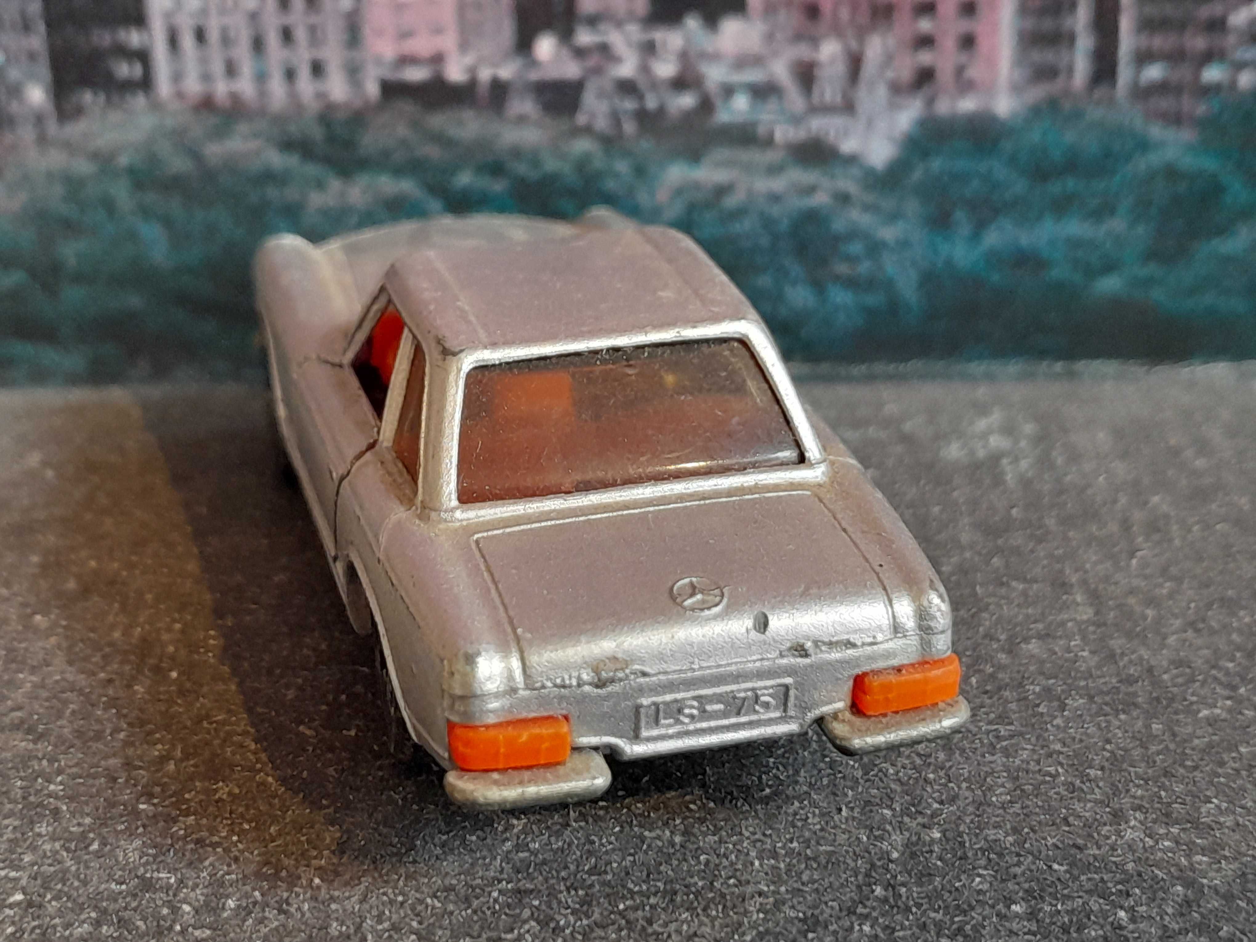 Stary resorak SIKU V302, 1017 Mercedes 280 SL Unikat Vintage