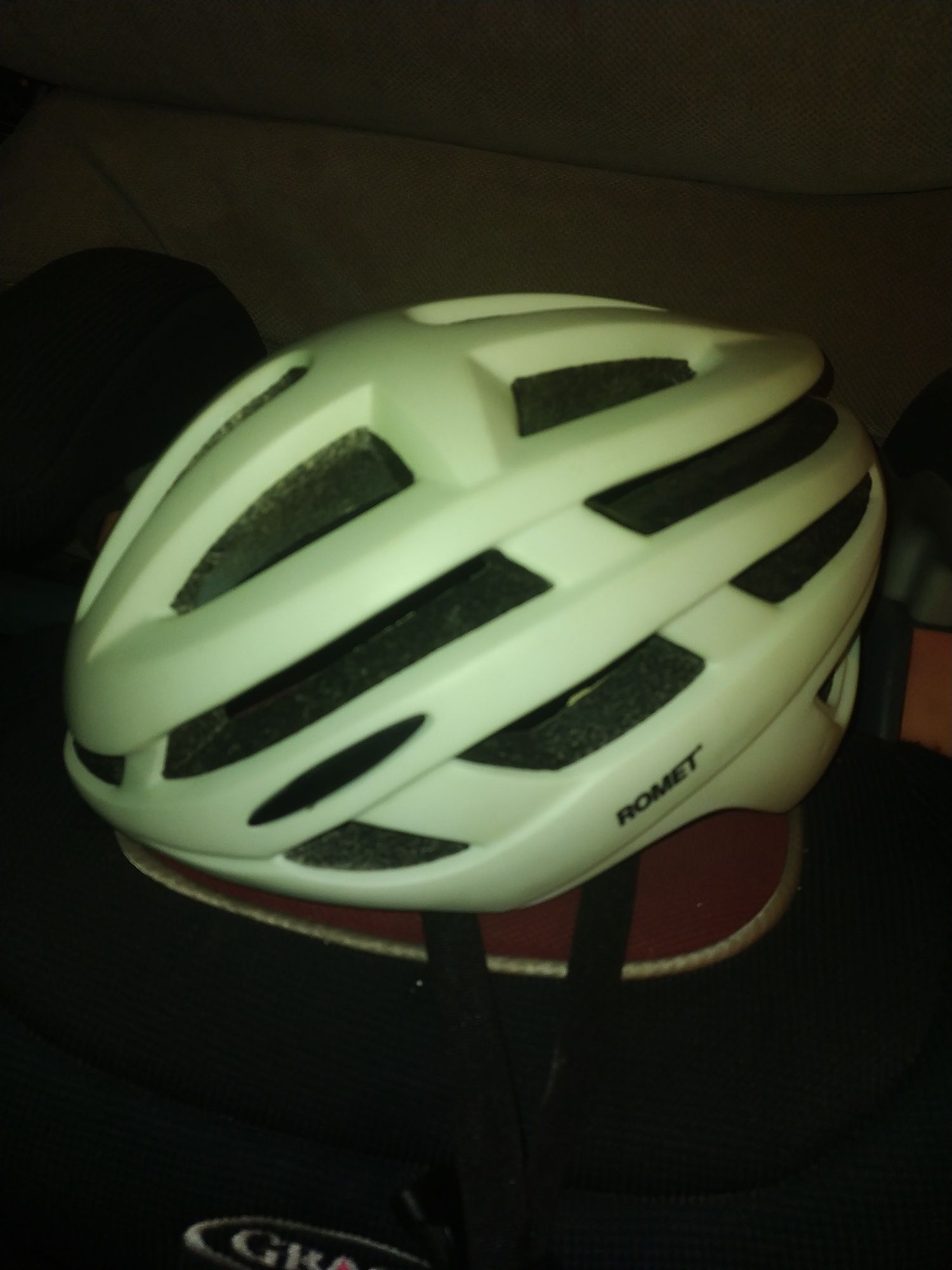 Kask ROMET biały