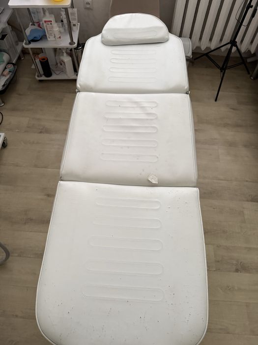 Кушетка для нарощування вій