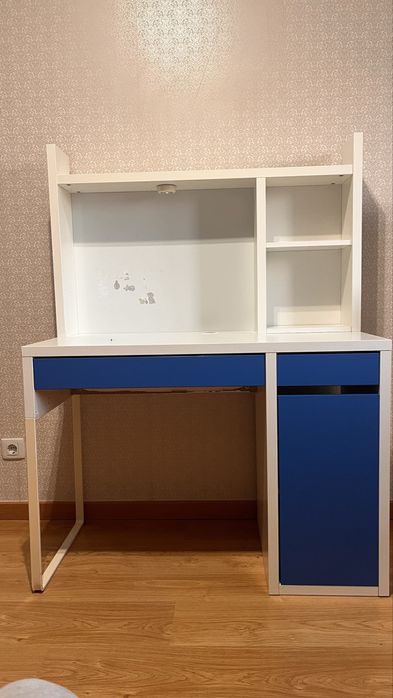 Conjunto secretaria e cadeira para despachar