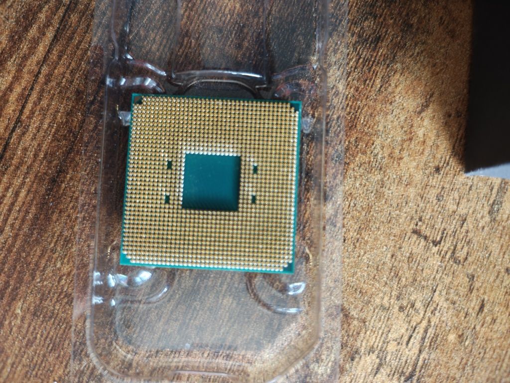 Procesor AMD ryzen 5 2600