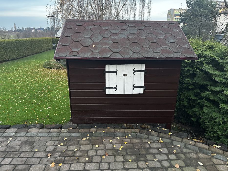 Domek dla dzieci z drewana