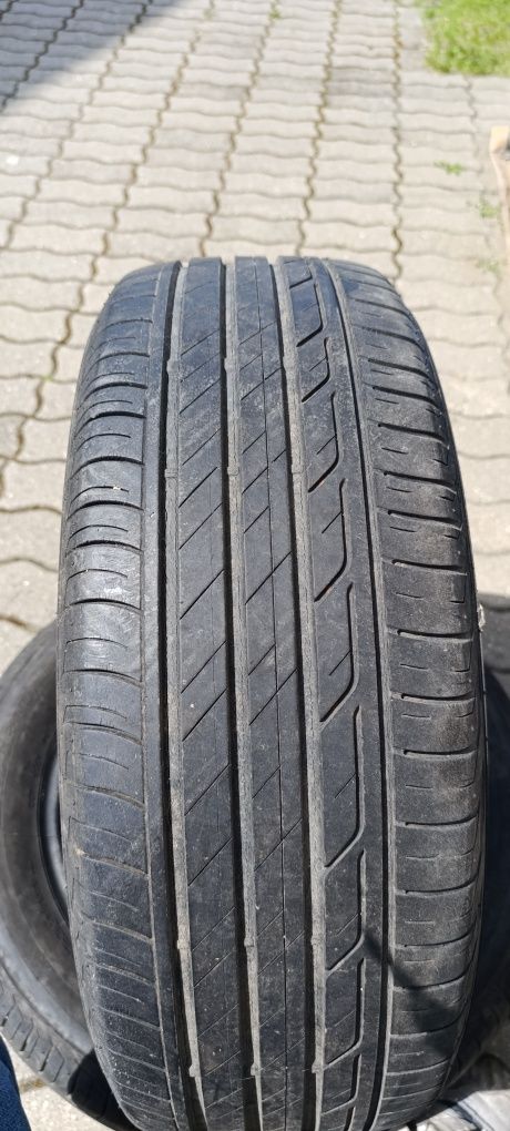 Bridgestone Turanza T001 215/60/17