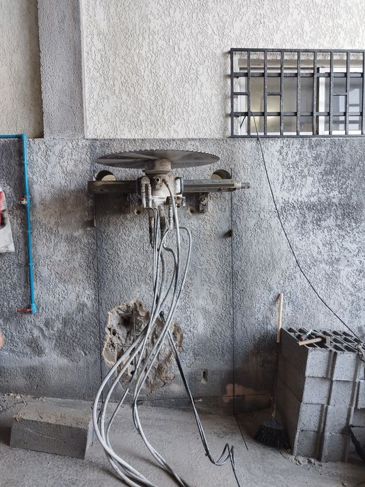 Corte de betão e Corotes