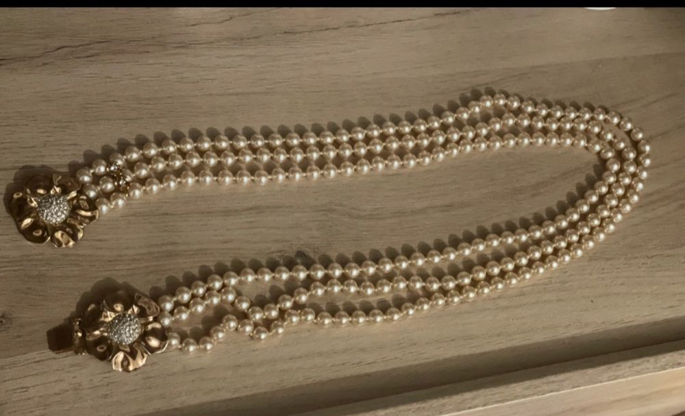 Colar de pérolas Majorica vintage com banho a ouro