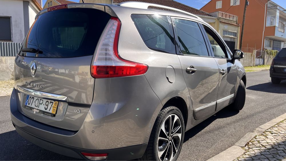 Renault Grand Scenic Bose nacional oportunidade