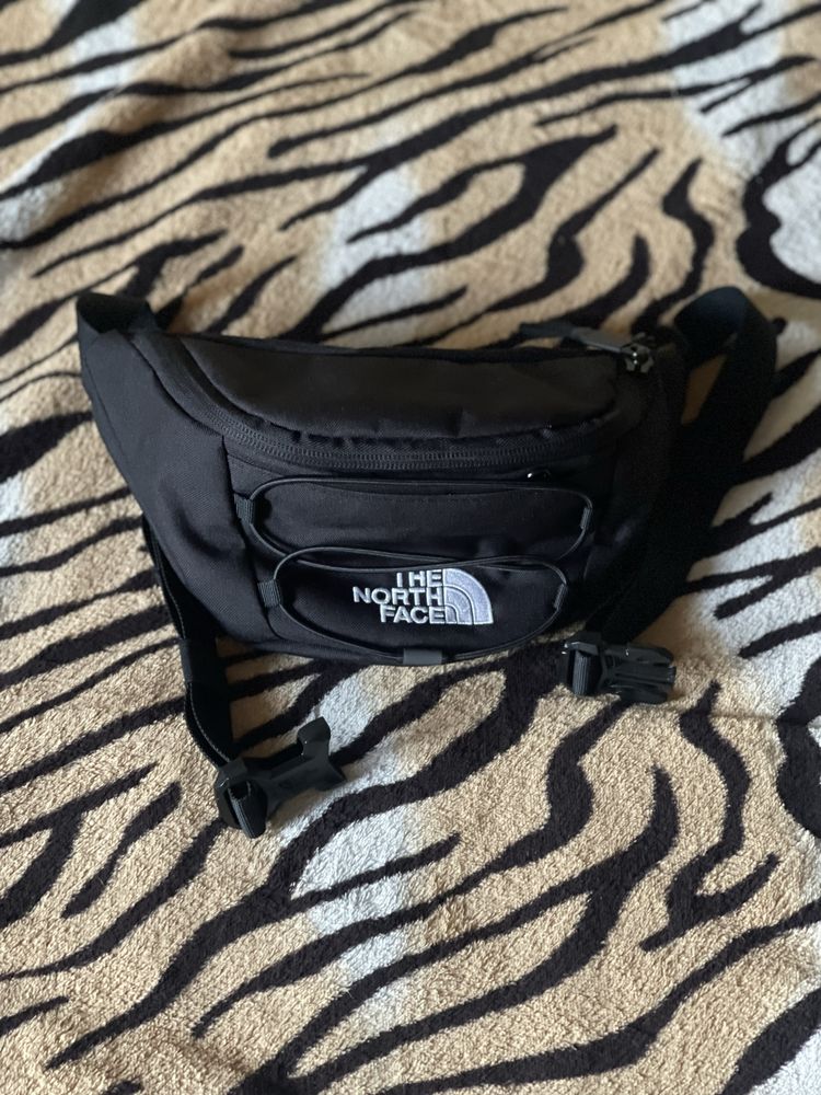 Сумка TNF б/у виключно оригінал