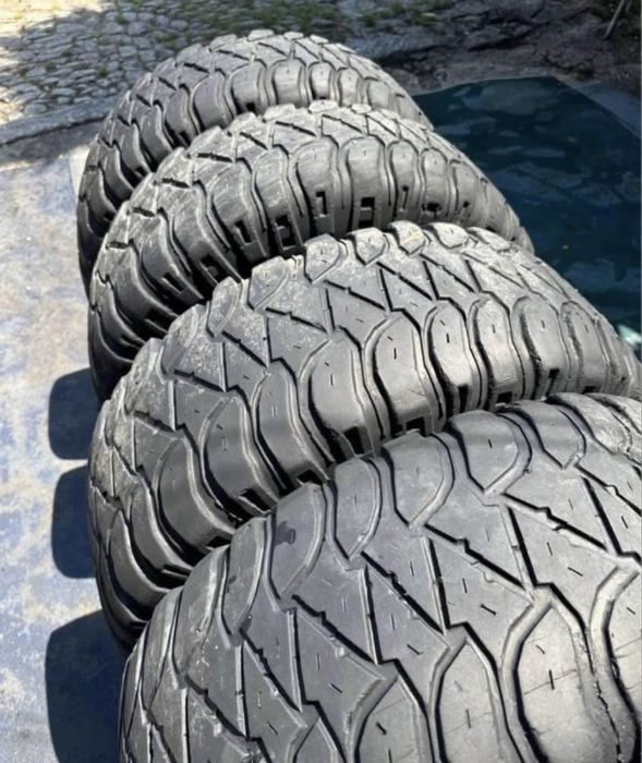 Vendo 4 Pneus Mickey Thompson NEGOCIÁVEL