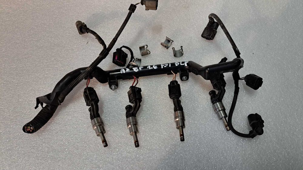 Wtryski wtryskiwacz Audi A3 8P 1.6 FSi BLF -036A / 016 kpl