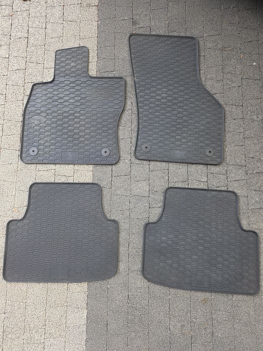 Dywaniki gumowe Audi A3 S3 8V