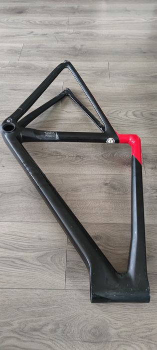Rama szosowa carbon ROSE REVEAL FOUR do naprawy