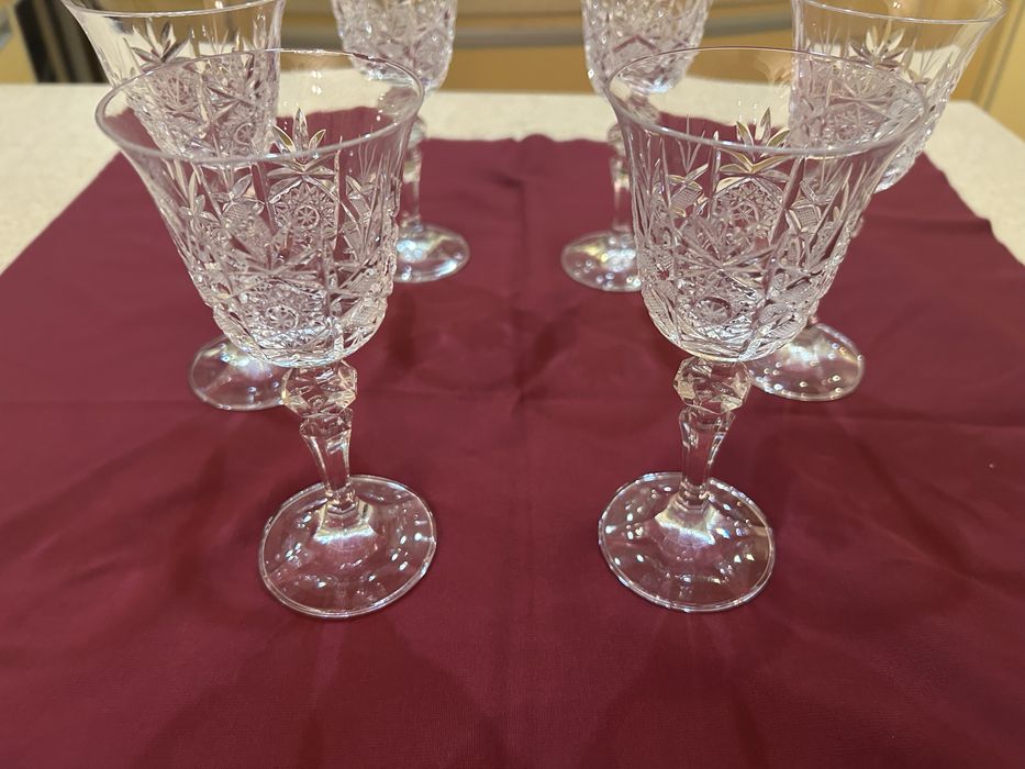 Хрустальные фужеры тюльпан.
