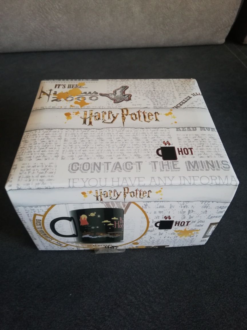 Nowy magiczny kubek Harry Potter świeci w ciemności